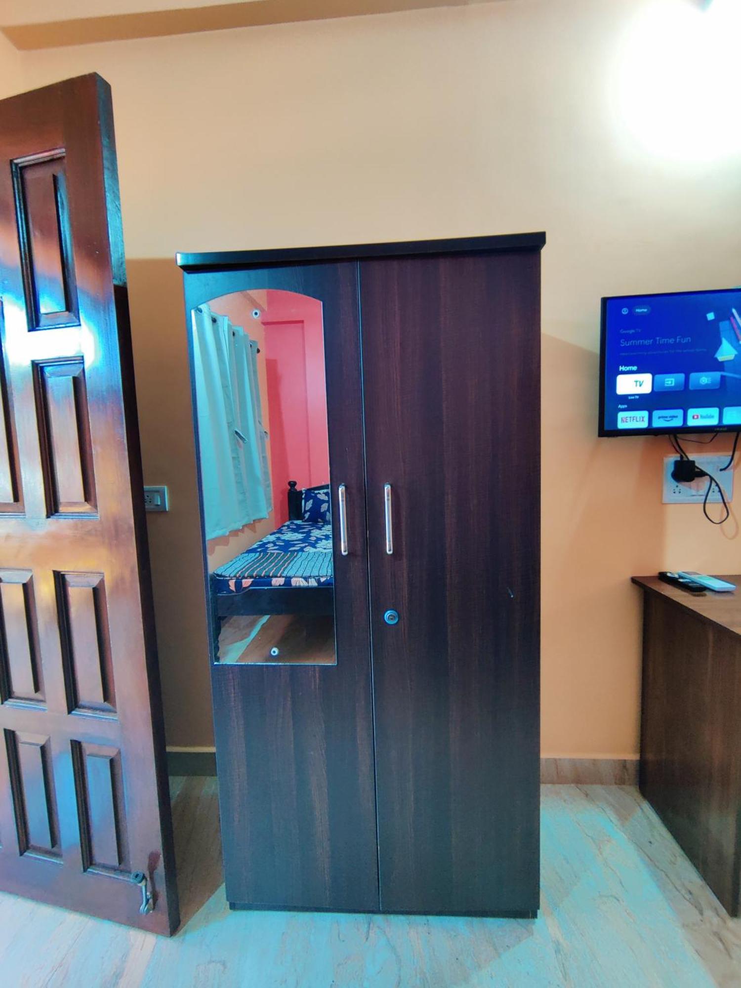 Sai Guru Guest House アンジュナ エクステリア 写真
