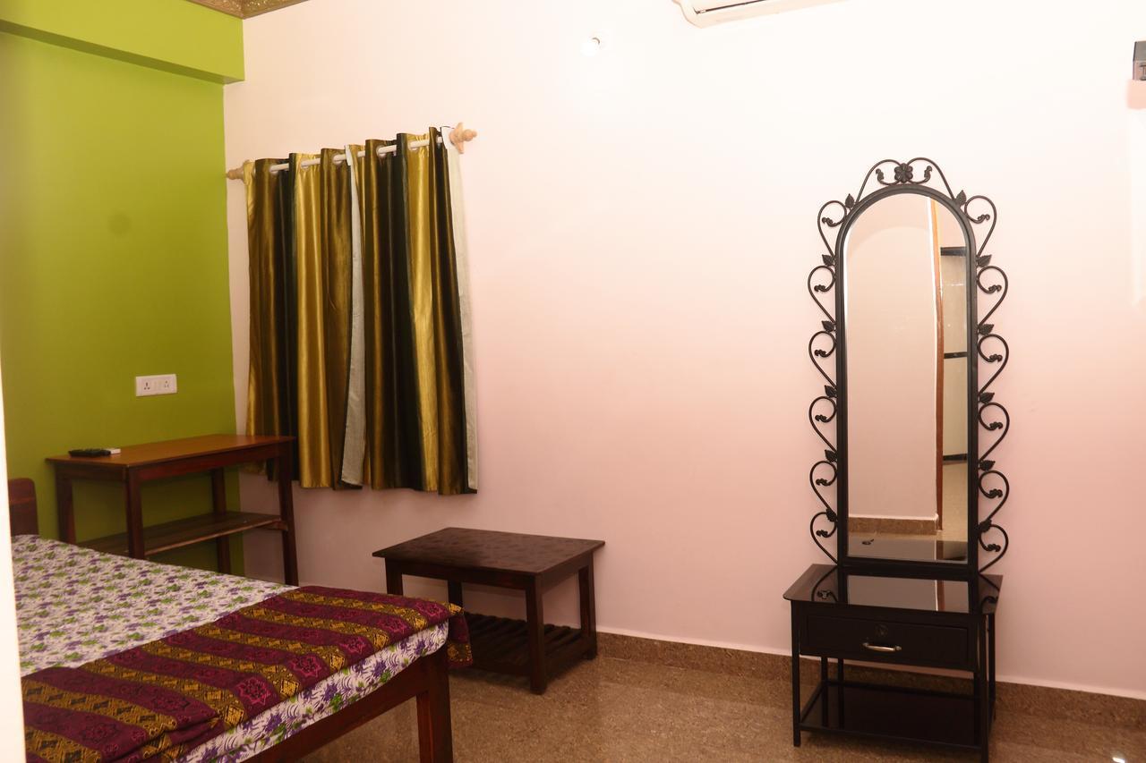 Sai Guru Guest House アンジュナ エクステリア 写真